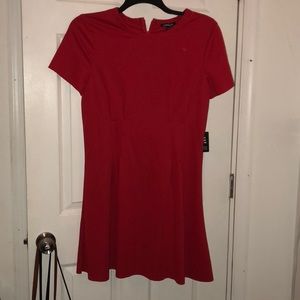 NWT ✨ Red fitted short sleeve dress